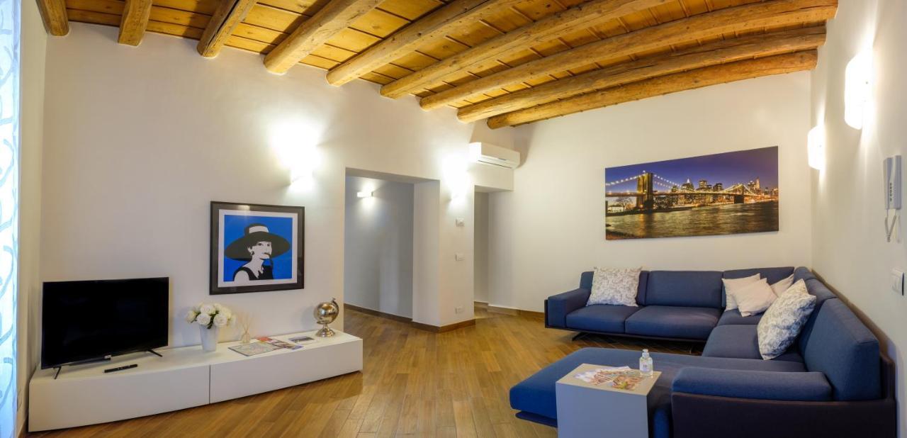 Apartamento La Terrazza In Centro Verona Exterior foto
