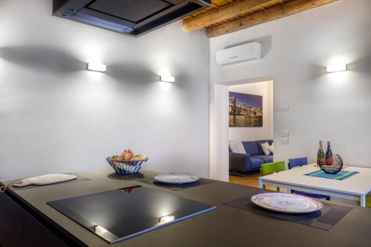 Apartamento La Terrazza In Centro Verona Exterior foto